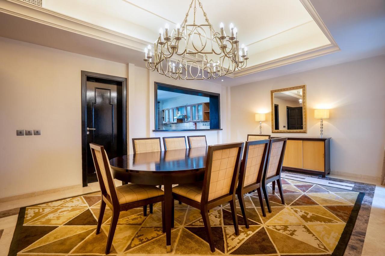 Grand Hyatt Doha Hotel & Villas Exterior foto A dining room
